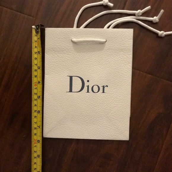 Dior Paper Shopping Bag - Picture 3 of 9